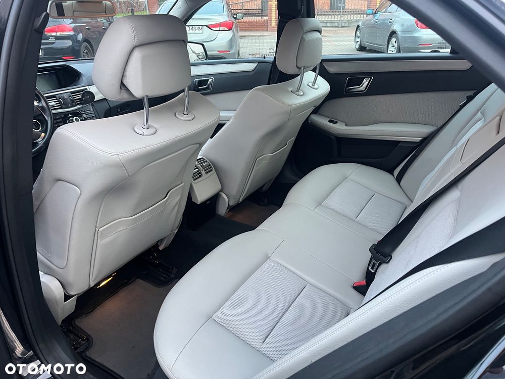 Mercedes-Benz Klasa E 250 CDI BlueEff Avantgarde - 6
