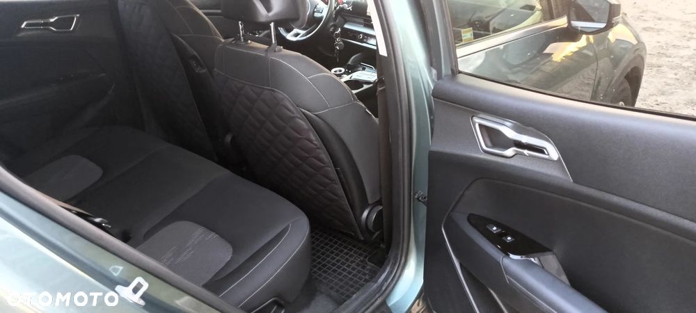 Kia Sportage 1.6 T-GDI HEV L 2WD - 10