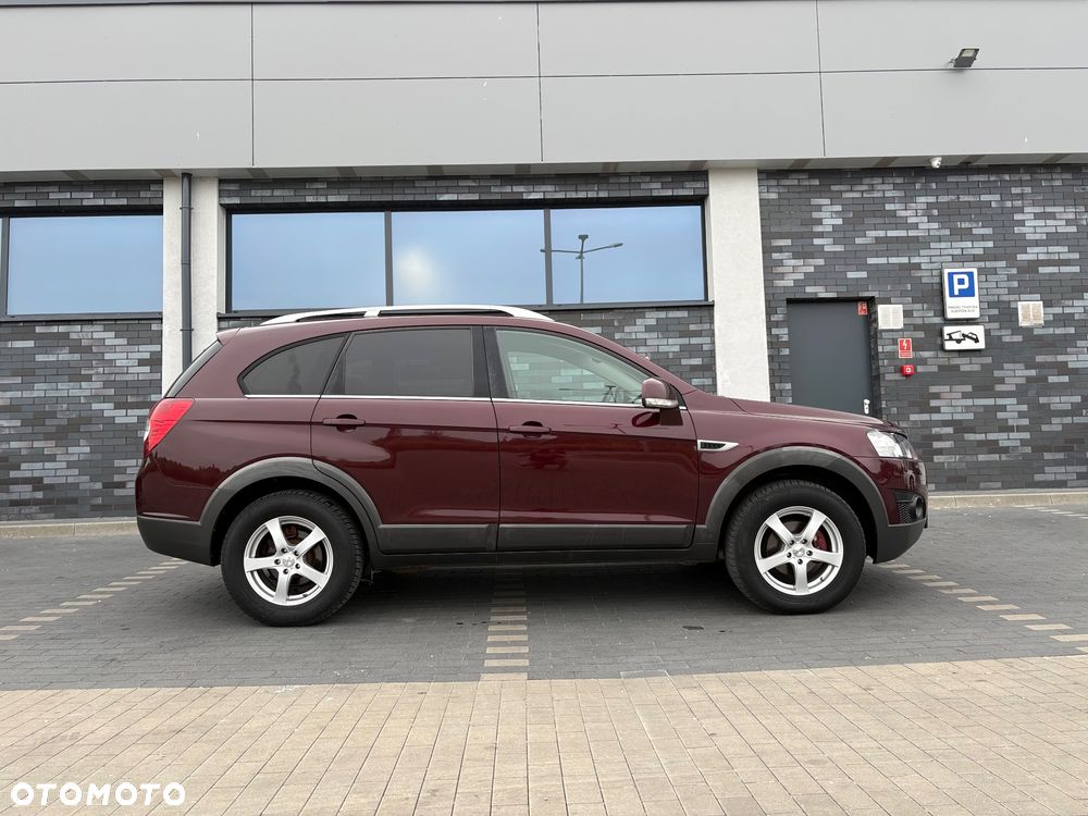 Chevrolet Captiva 2.2 D LT+ - 3