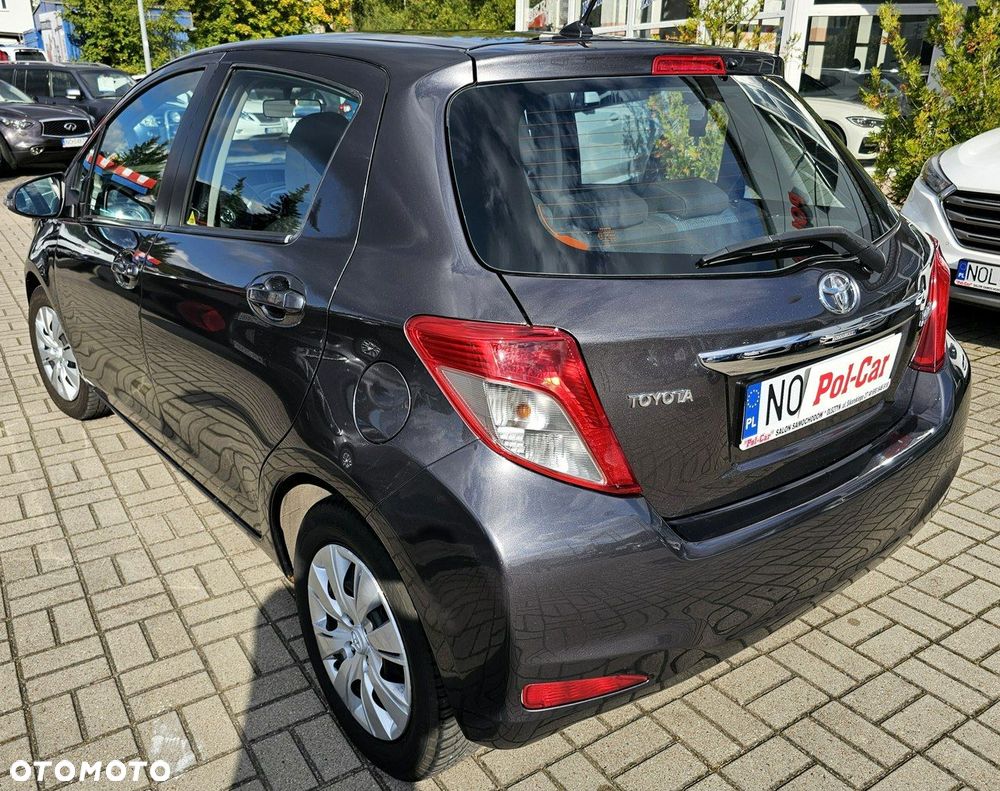 Toyota Yaris - 6