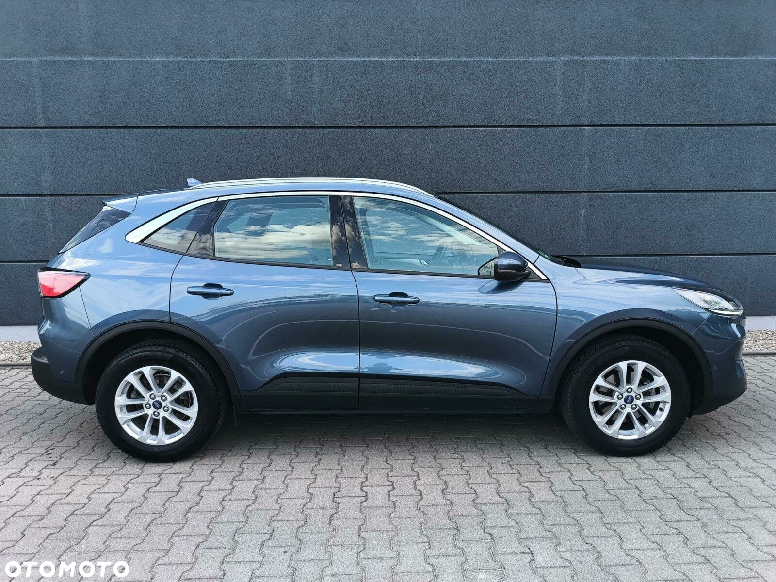 Ford Kuga - 5