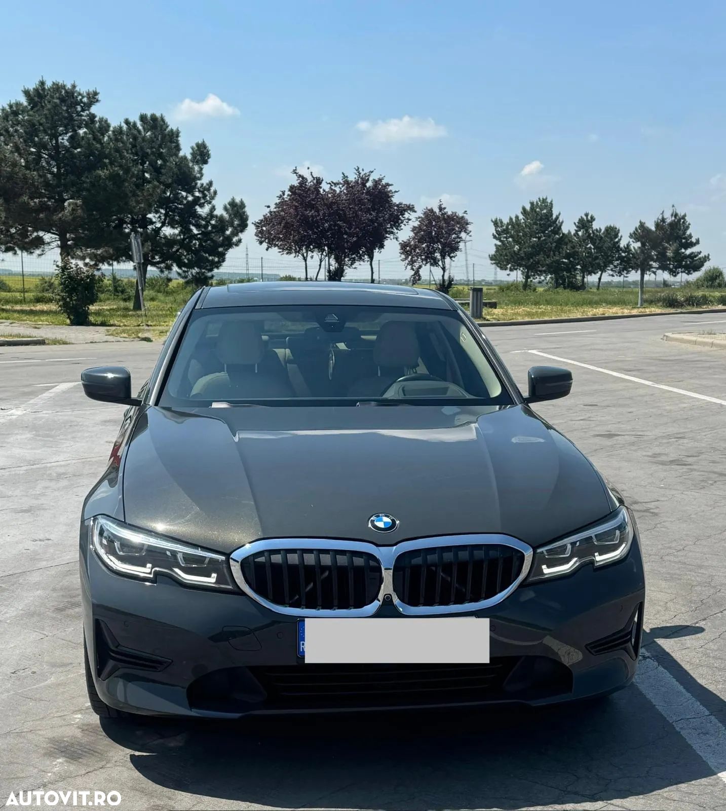 BMW Seria 3 330i xDrive AT - 1