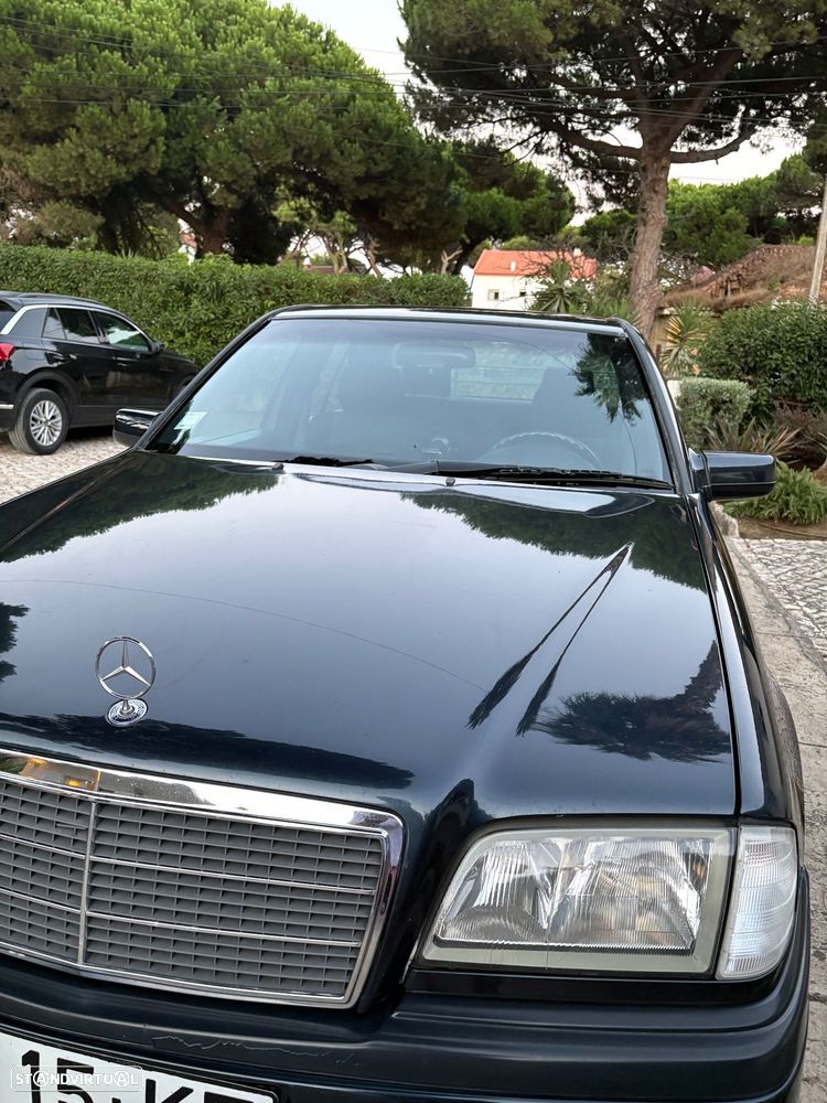 Mercedes-Benz C 220 D Classic - 33