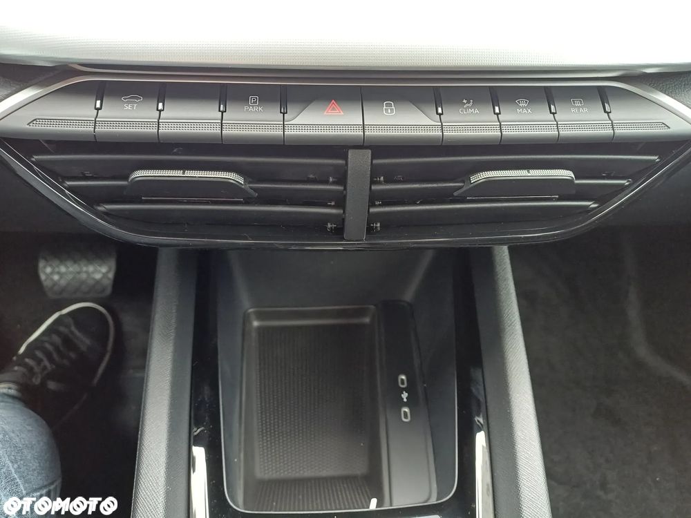 Skoda Octavia 1.5 TSI mHEV Drive Essence DSG - 17