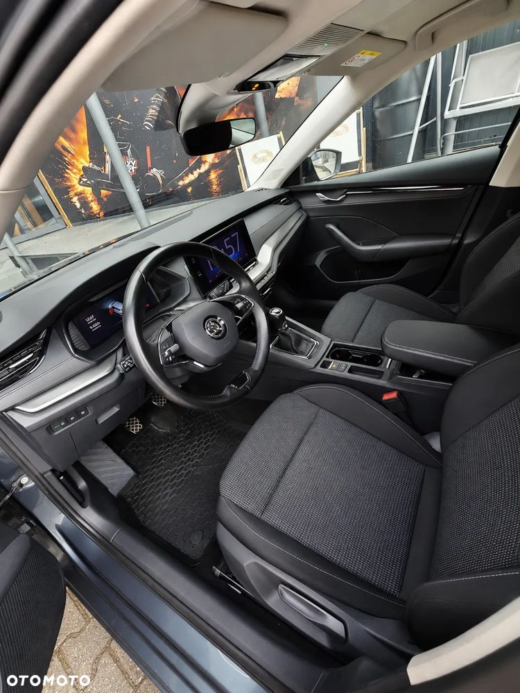 Skoda Octavia 2.0 TDI Ambition - 9