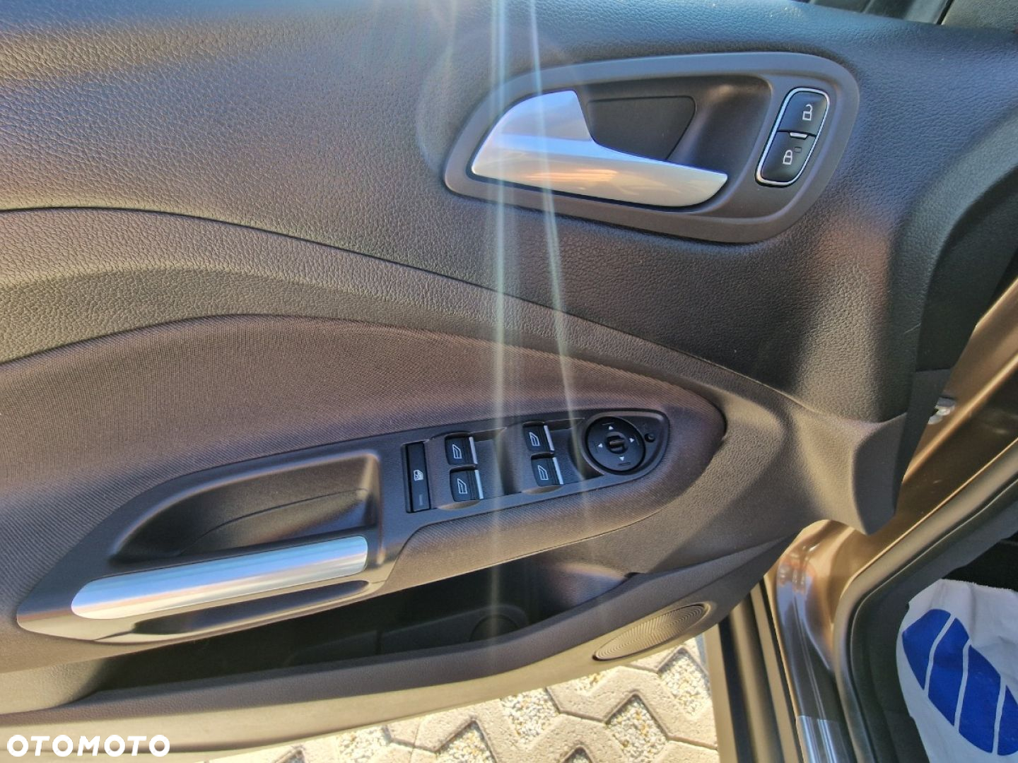 Ford C-MAX - 11