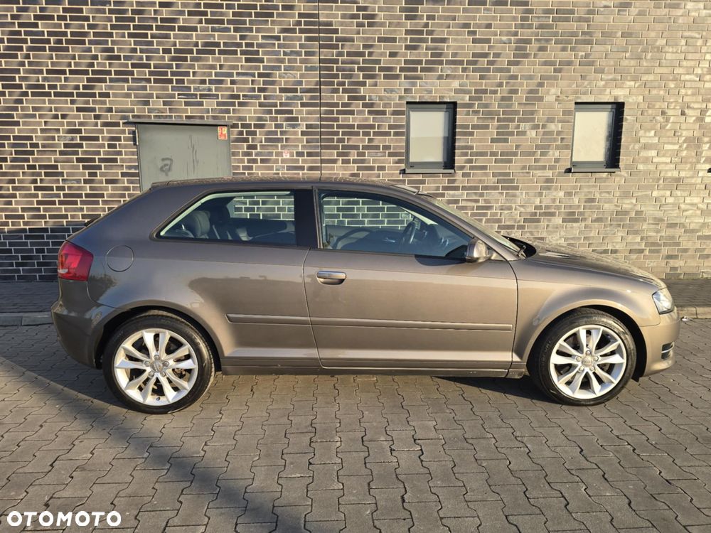 Audi A3 3-drzwiowe 2.0 TDI Quattro Ambiente - 9