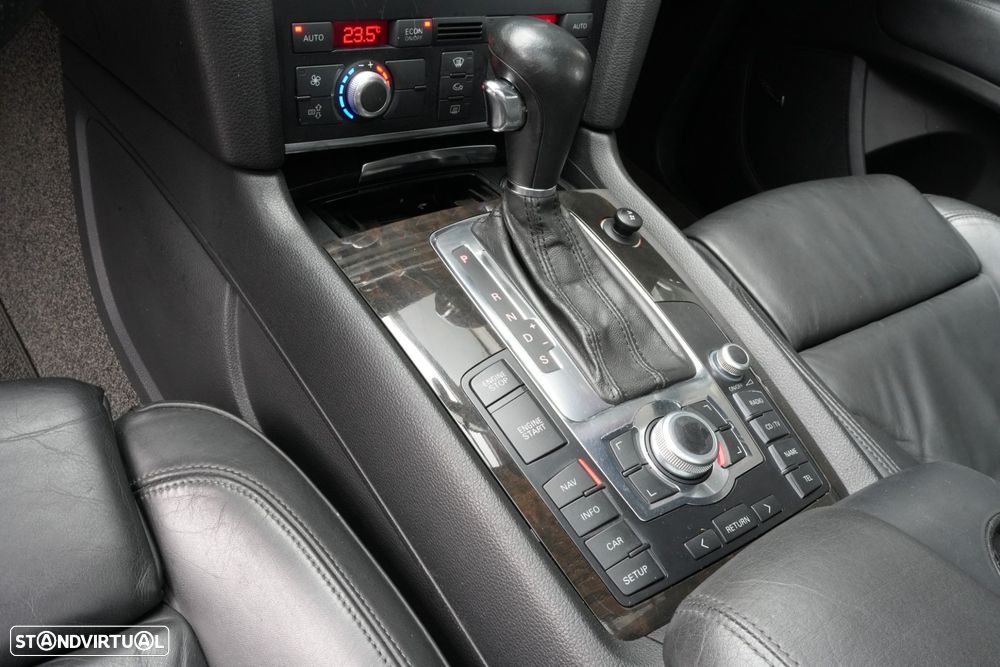 Audi Q7 3.0 TDi Tiptronic - 35