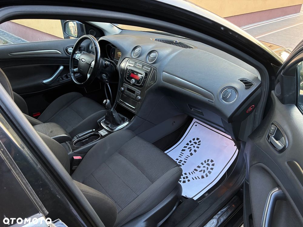 Ford Fiesta 1.6 Titanium - 11
