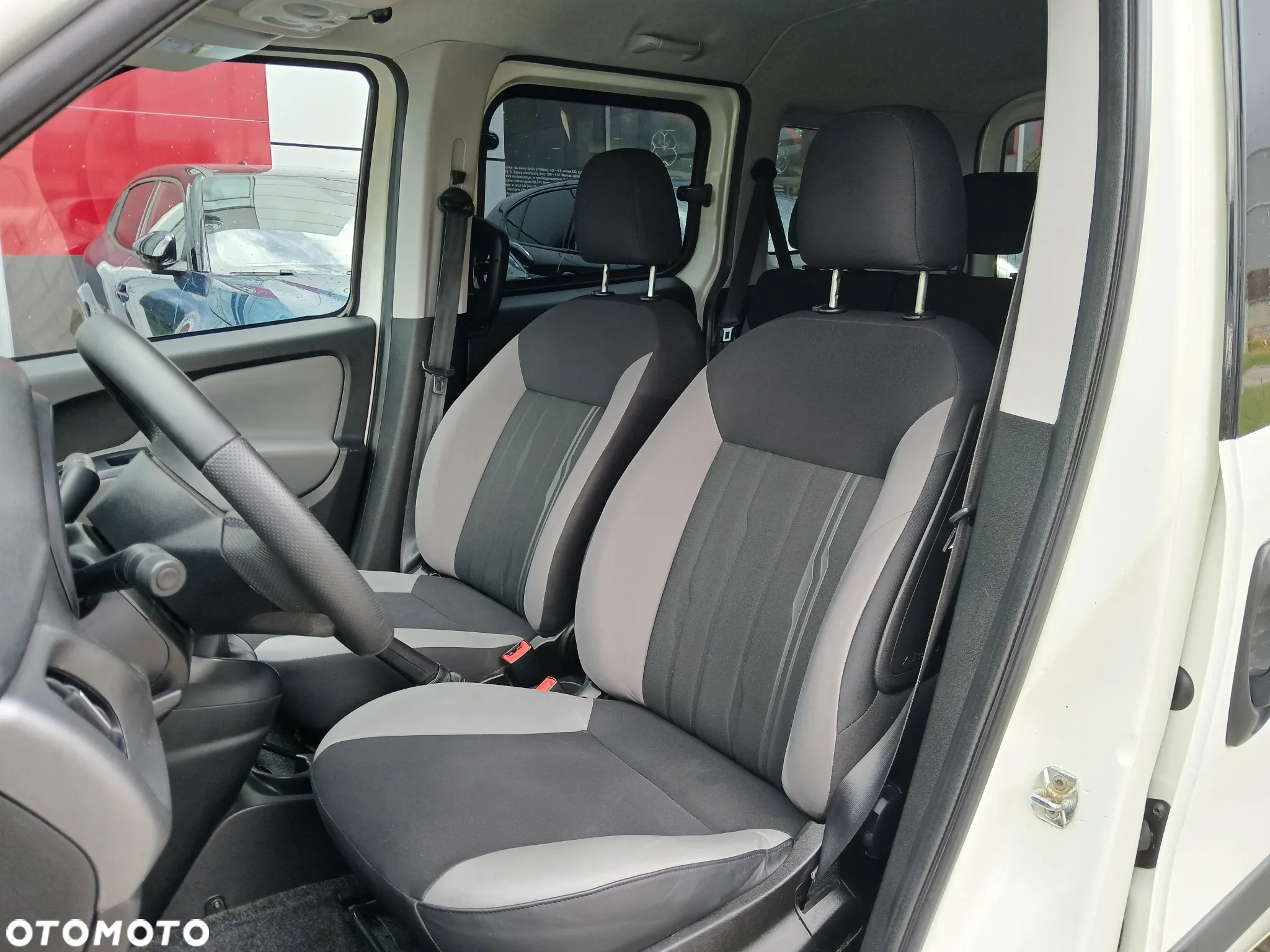 Fiat Doblo 1.4 16V Easy - 8