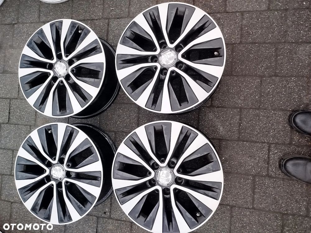 Felgi Mercedes A,B,C-Klasse 6,5Jx16 5x112 ET44 Super stan - 1