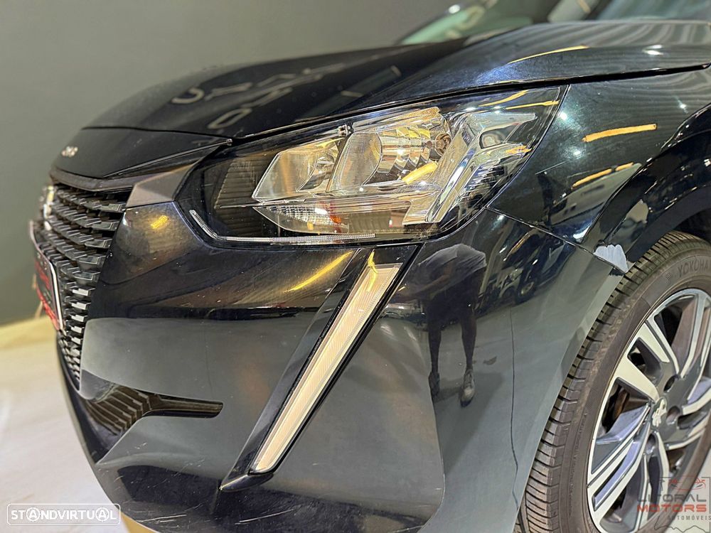 Peugeot 208 1.2 PureTech SE Style - 5