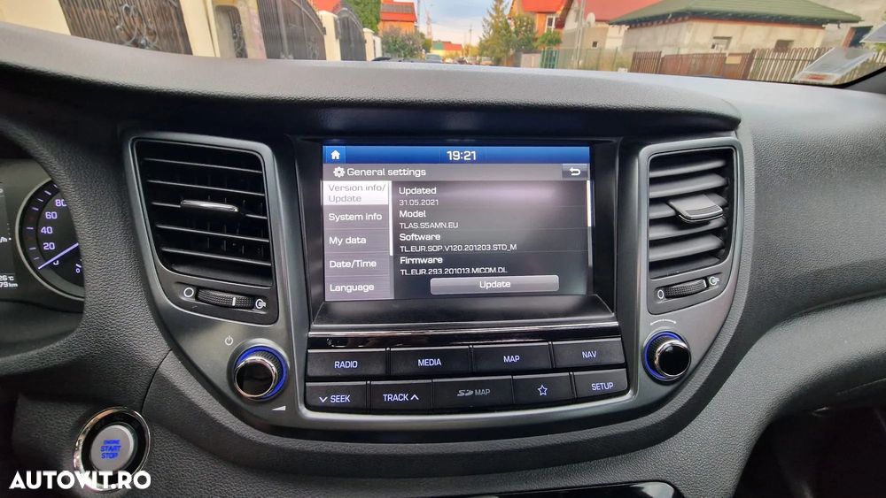 Hyundai Tucson blue 1.7 CRDi 2WD DCT Premium - 14