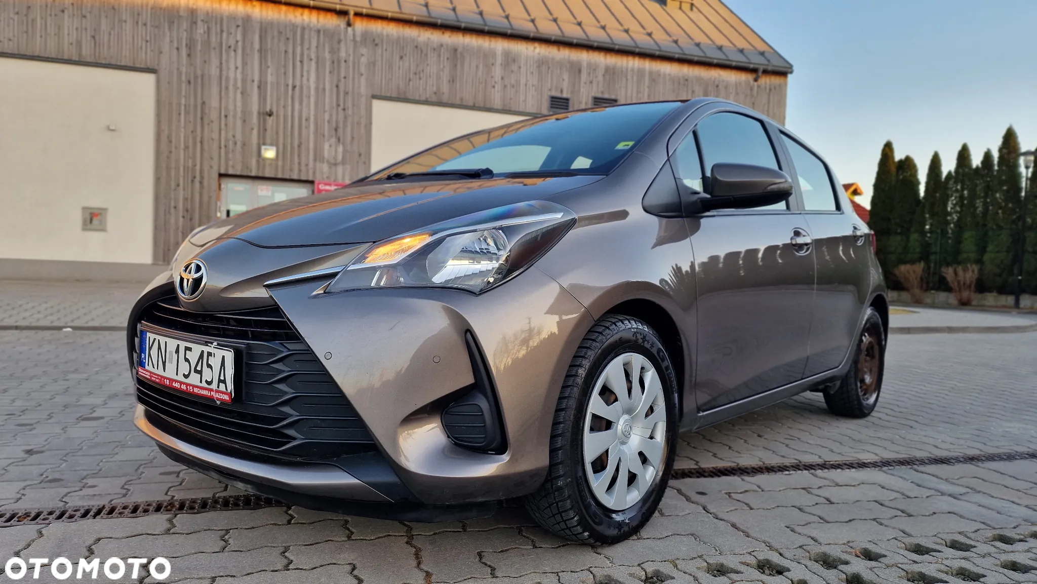 Toyota Yaris 1.5 Active - 8