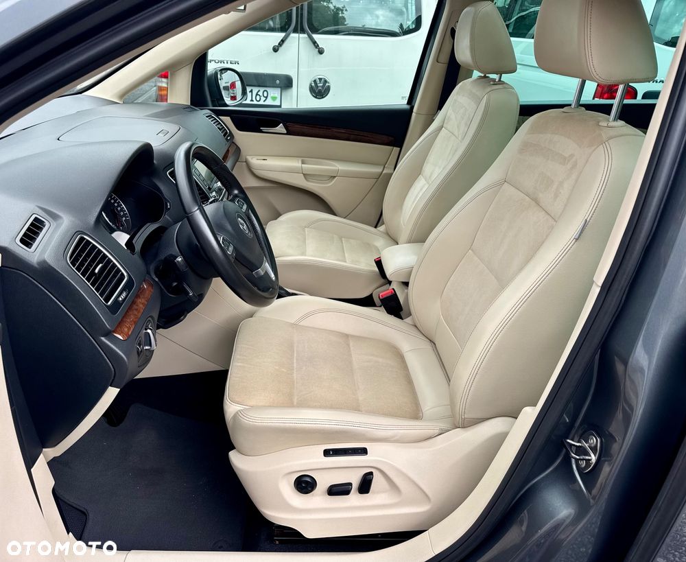 Volkswagen Sharan 2.0 TSI DSG Highline - 12