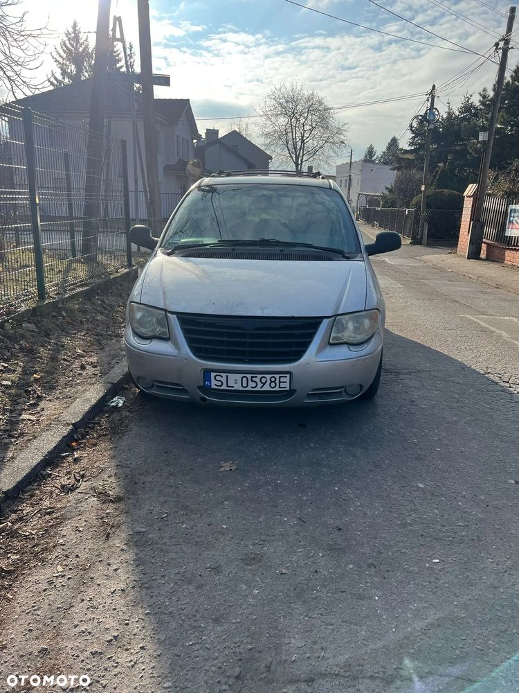 Chrysler Grand Voyager 2.8 CRD LX - 11