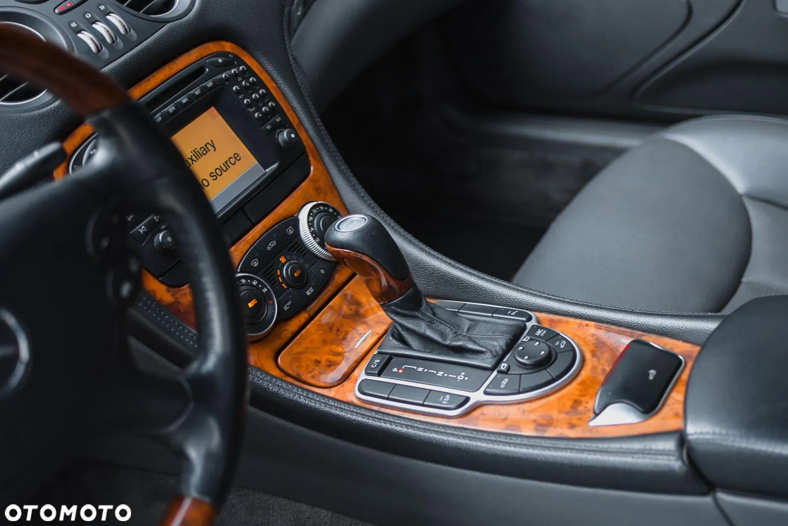 Mercedes-Benz SL 500 - 16