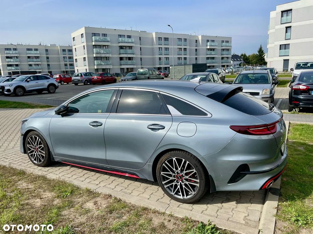 Kia ProCeed 1.6 T-GDI GT DCT - 6