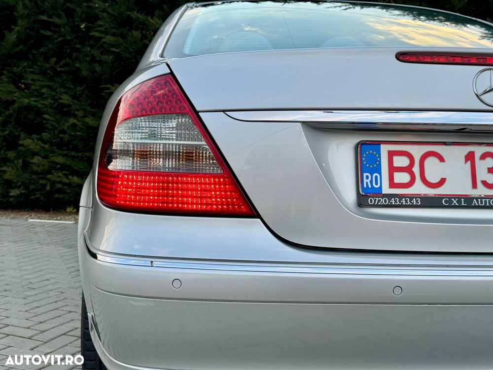 Mercedes-Benz E - 28