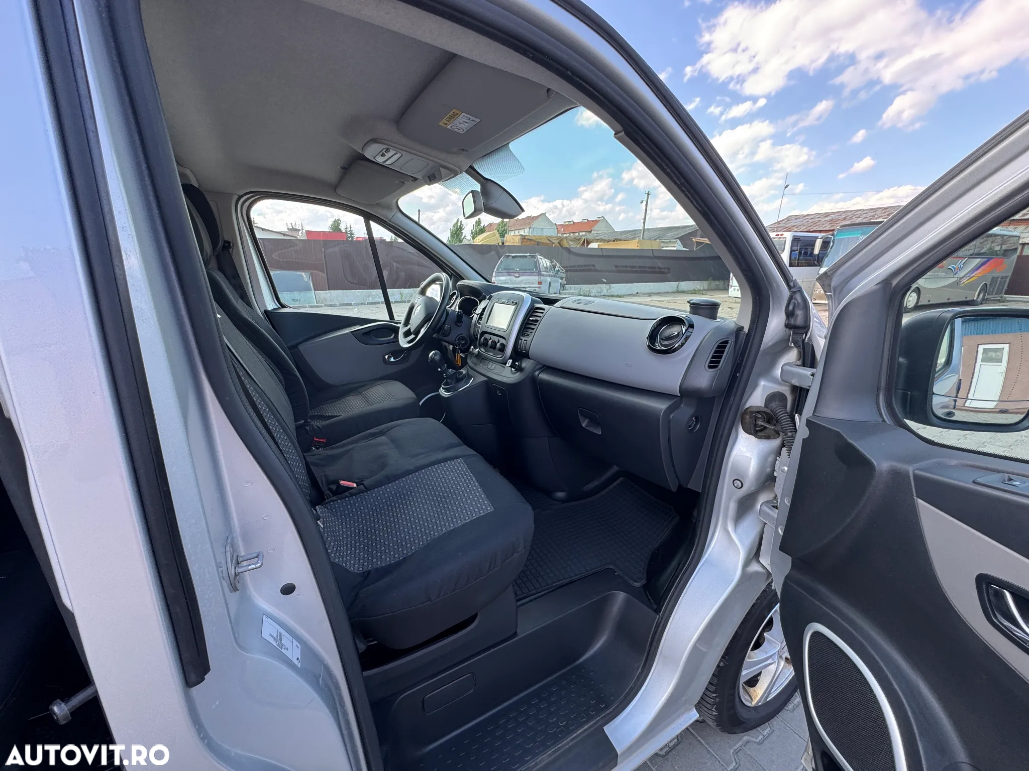 Renault Trafic ENERGY dCi 125 Grand Combi Expression - 5