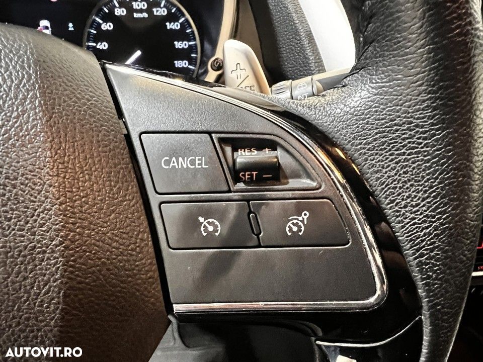 Mitsubishi Eclipse-Cross - 22