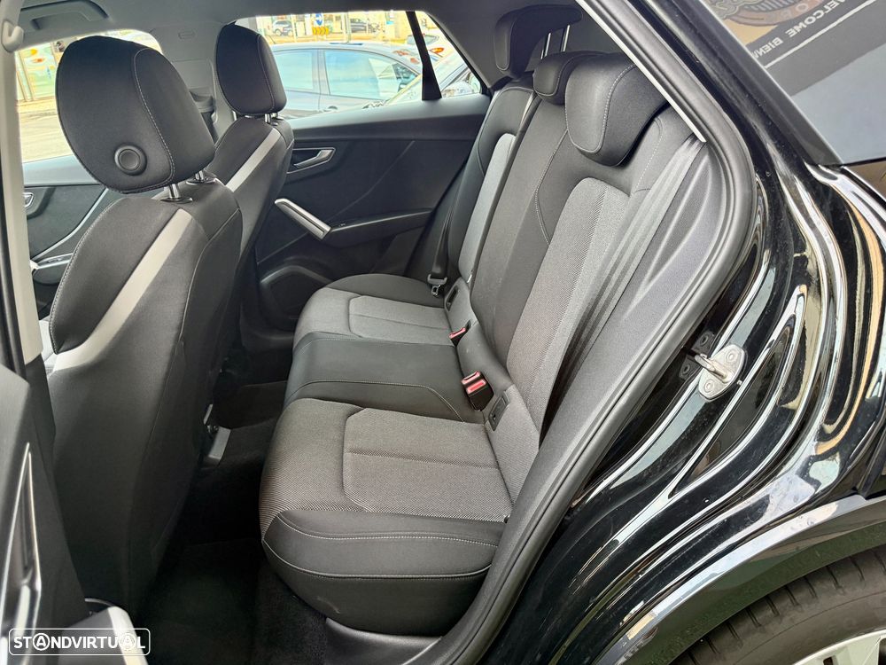 VW Golf 2.0 GTi - 24
