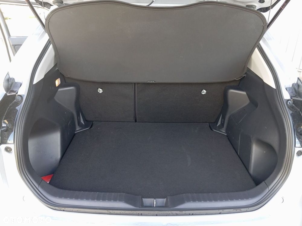 Toyota Yaris Cross Hybrid 1.5 Comfort - 17