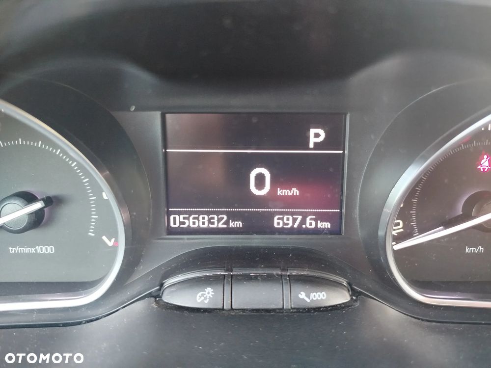Peugeot 208 PureTech 110 Stop & Start EAT6 Allure - 15