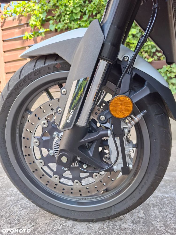 Benelli TRK 502 - 12