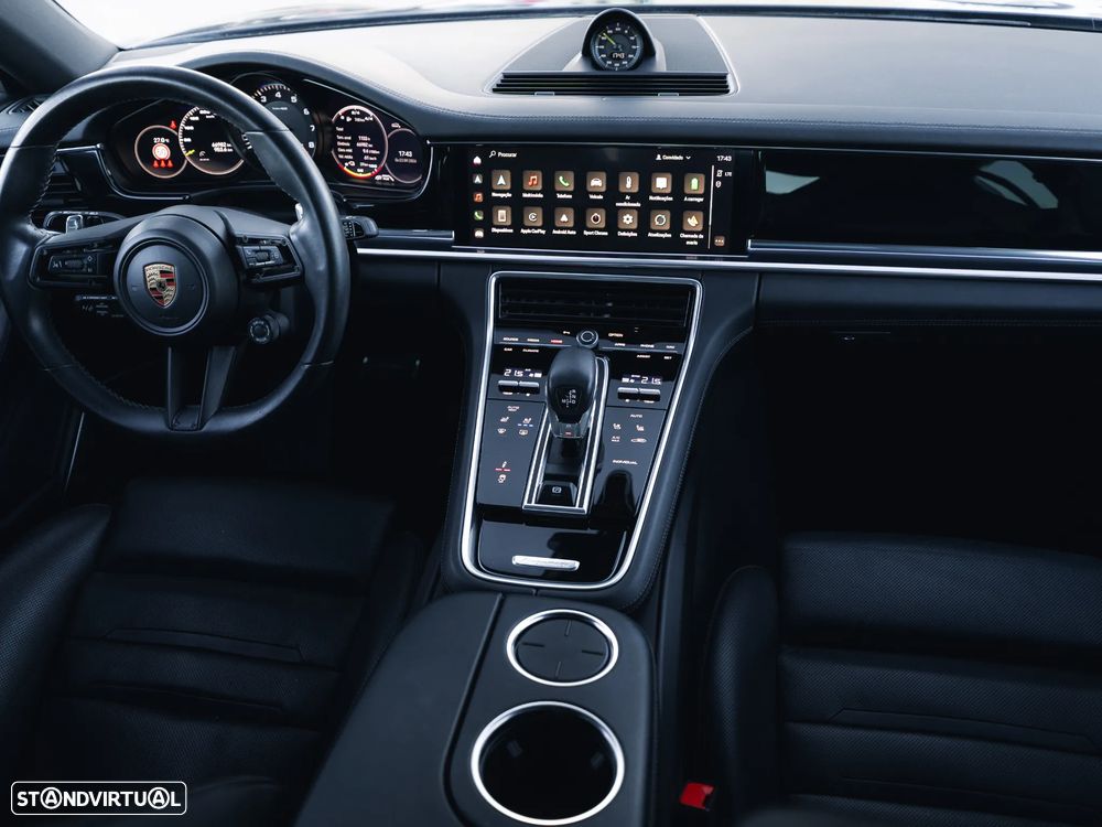 Porsche Panamera 4 E-Hybrid - 15