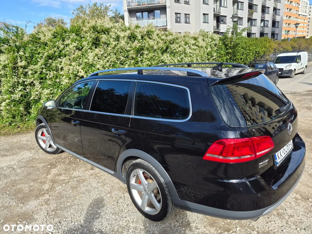 Volkswagen Passat 2.0 TDI 4Mot Highline DSG - 4