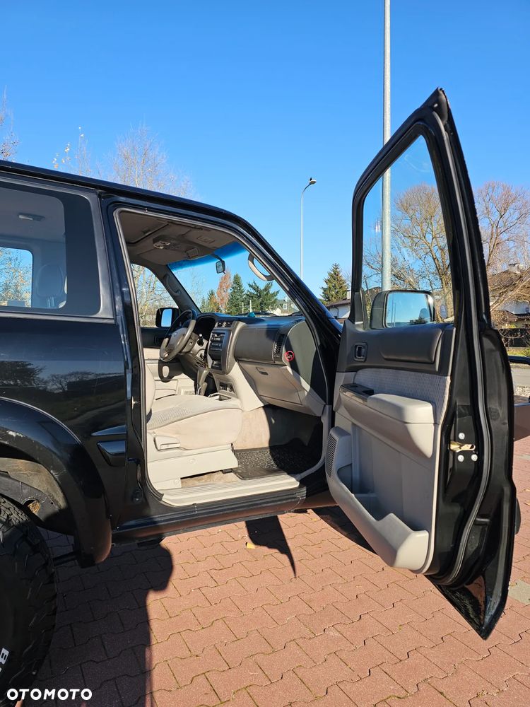 Nissan Patrol - 16