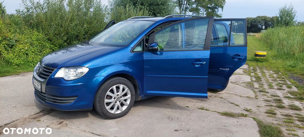 Volkswagen Touran 1.9 TDI DPF BlueMot Trendline - 8