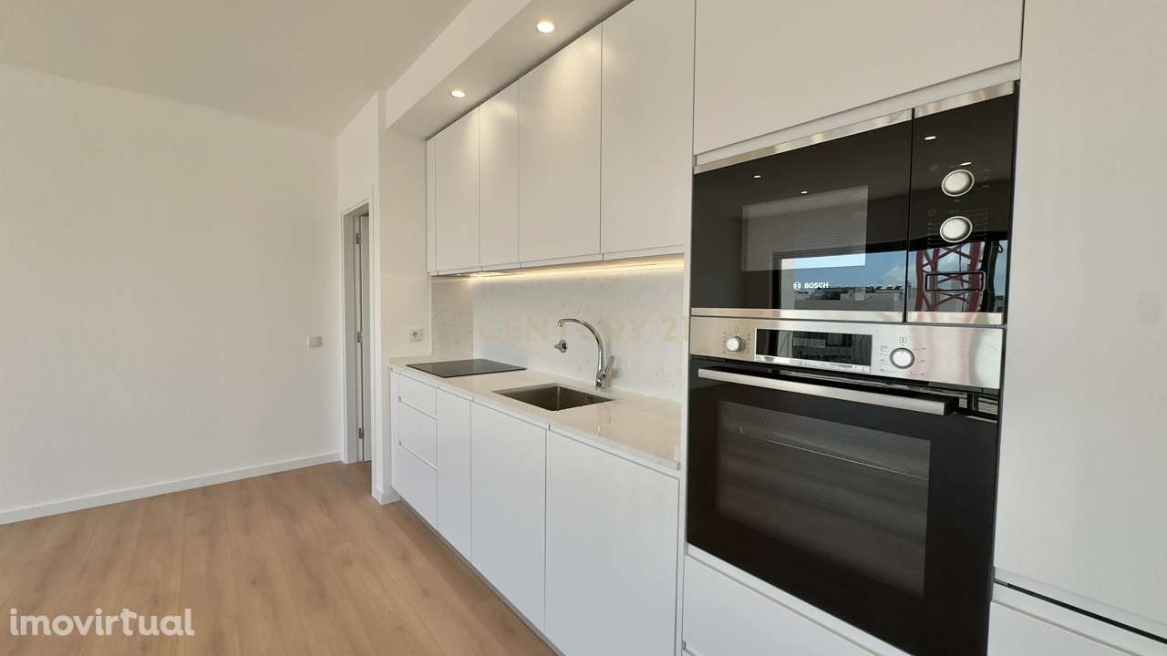 Apartamento T2 | Arrendamento Olhão | Arrecadação  | Estacionamento - Grande imagem: 3/14