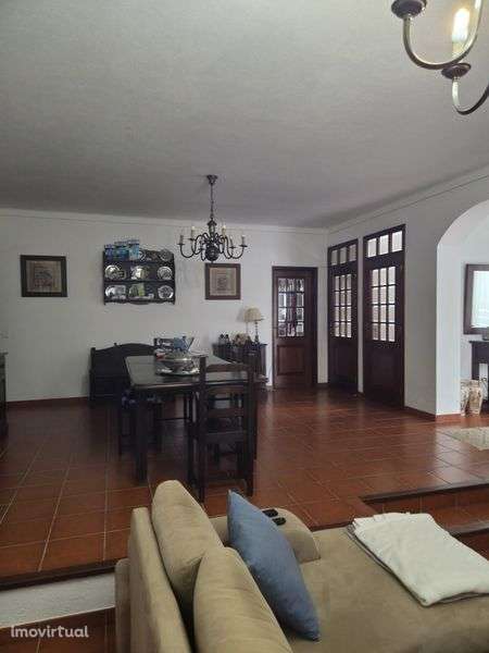 Moradia V3 em Alpalhão pronta a habitar - Grande imagem: 2/12