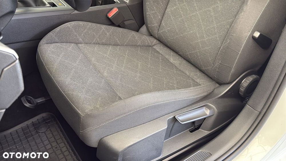 Volkswagen Golf 2.0 TDI Life - 18