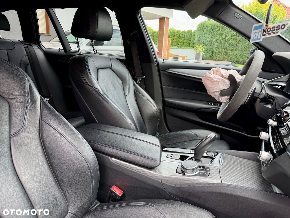 BMW Seria 5 540d xDrive M Sport sport - 24