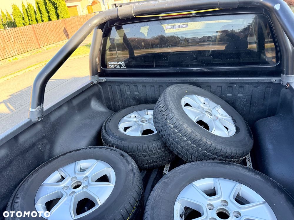 Volkswagen Amarok - 5