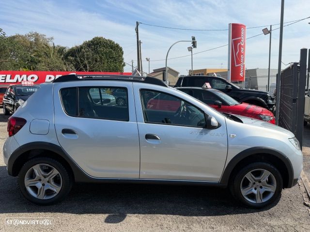 Dacia Sandero 0.9 TCe Stepway - 12