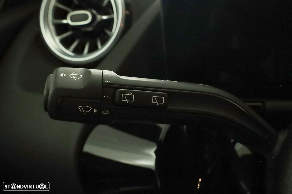 Mercedes-Benz B 250 e AMG Line - 12