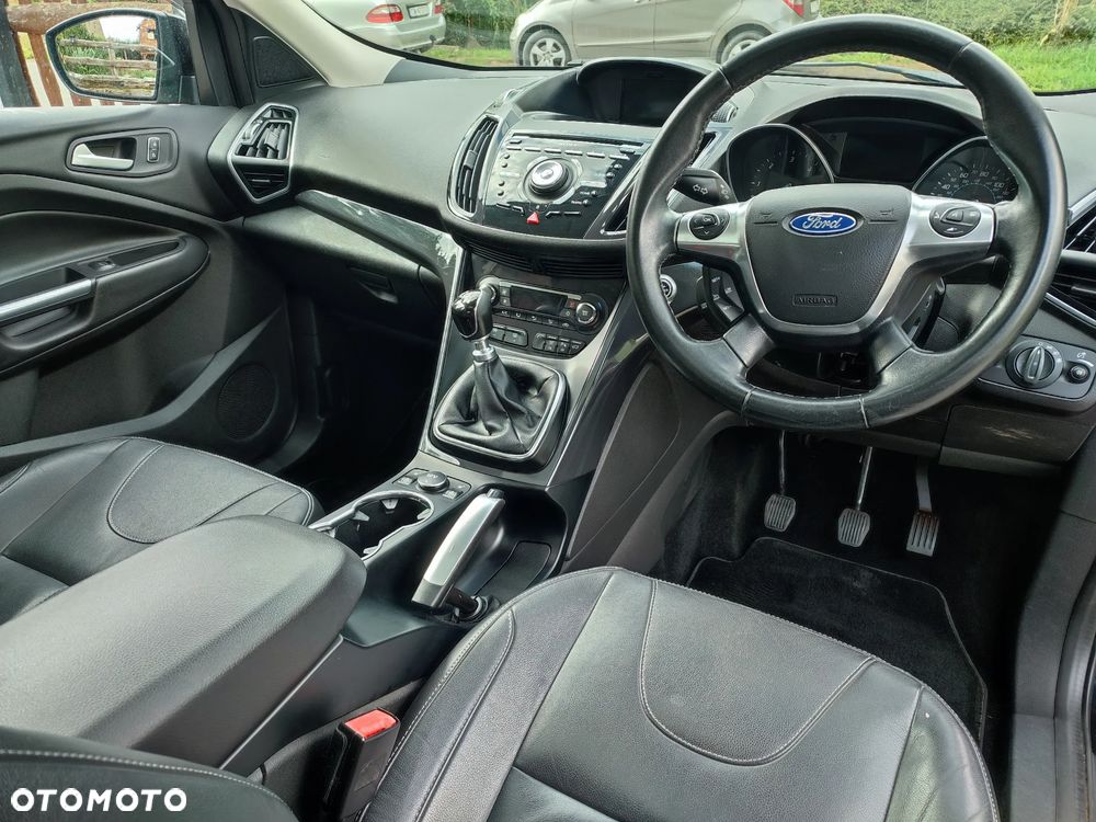 Ford Kuga 2.0 TDCi 4x4 Titanium - 40