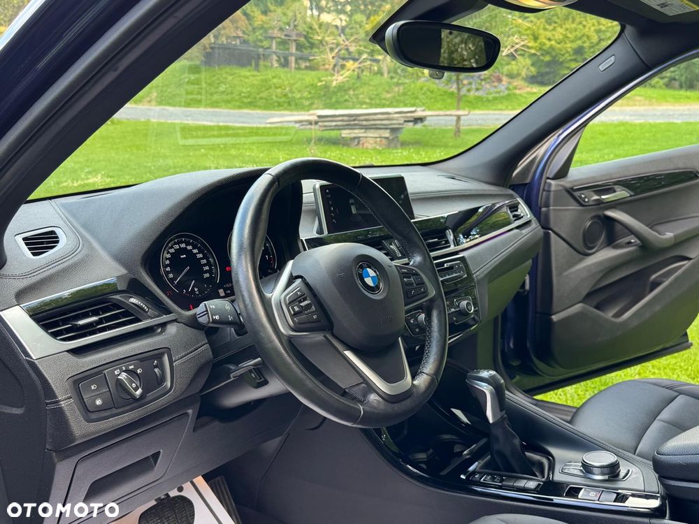 BMW X2 ver-sdrive20i-advantage - 24
