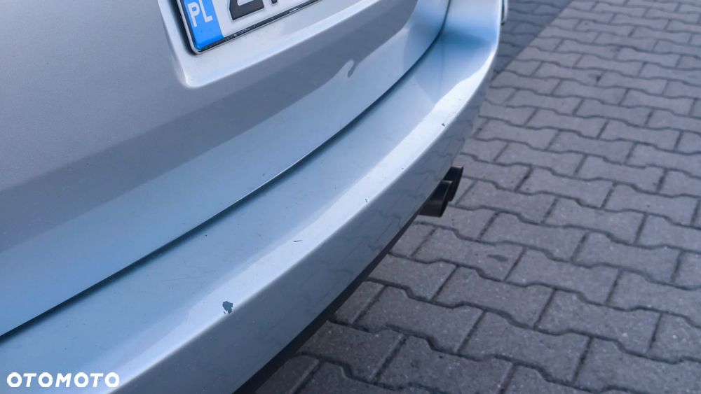 Volkswagen Passat 2.8 V6 4Motion Highline - 32