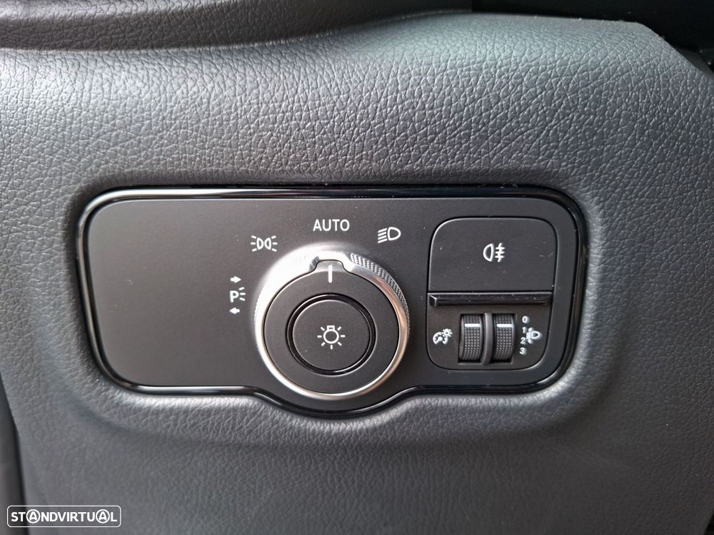 Mercedes-Benz Vito - 19