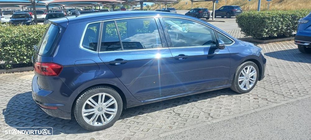 VW Golf Sportsvan 1.6 TDI Highline DSG - 5