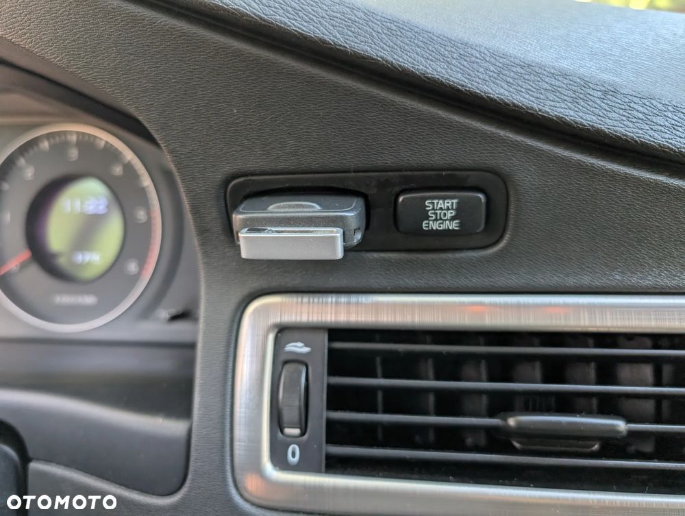 Volvo V70 2.0D Momentum - 31