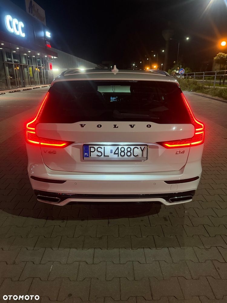 Volvo V60 D4 Geartronic - 12