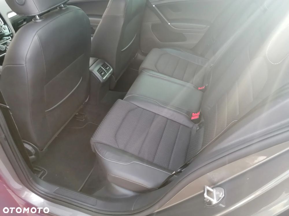 Volkswagen Golf 1.4 TSI BMT Highline - 9