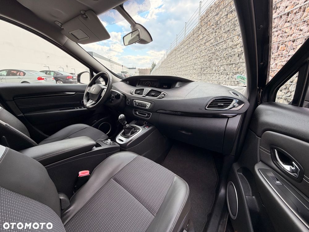 Renault Grand Scenic Energy dCi 130 S&S Bose Edition - 11