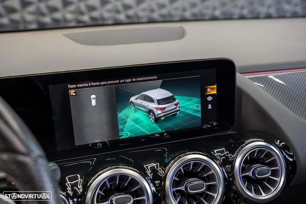 Mercedes-Benz GLA 250 e 8G-DCT AMG Line - 29